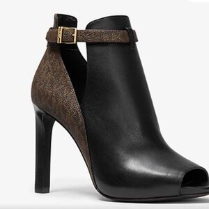 New Michael Kors Elegant Black and Brown Peep Toe Ankle Boots nice!